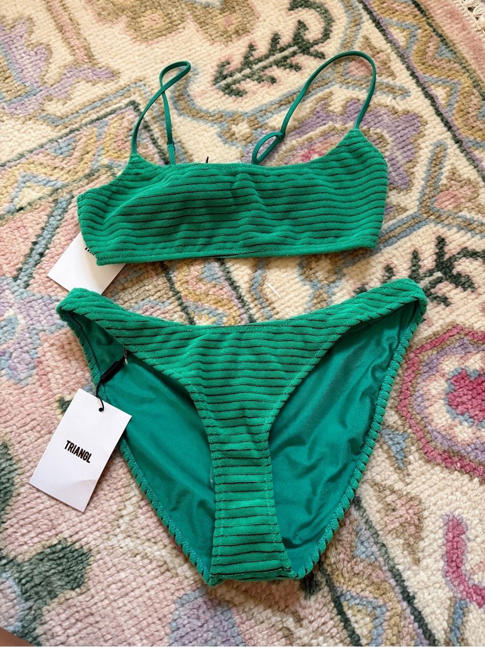 Triangl swim suit - Picture 2 of 3